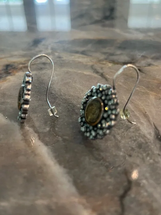 VIRGIN SAINTS & ANGELS CLOISTER EARRINGS - Picture 6 of 11